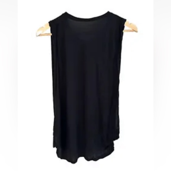 Shimmering Lightening Bolt Workout Tank Top with Cutout Sides New NWOT- Size M/L - Picture 3 of 7